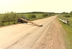 Два школьника на угнанном автомобиле попали в ДТП в Прикамье: оба погибли Два школьника на угнанном автомобиле попали в ДТП в Прикамье: оба погибли