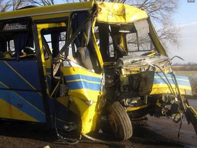 В Волгограде в ДТП с автобусом пострадали две пассажирки В Волгограде в ДТП с автобусом пострадали две пассажирки