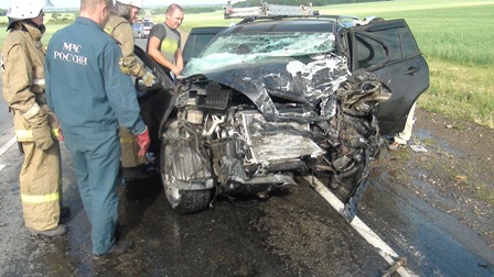 В ДТП под Артемовским погибло четыре человека В ДТП под Артемовским погибло четыре человека