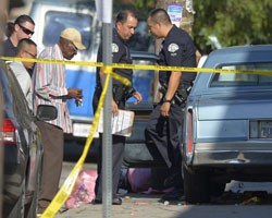 100-летний водитель сбил в группу школьников 100-летний водитель сбил в группу школьников