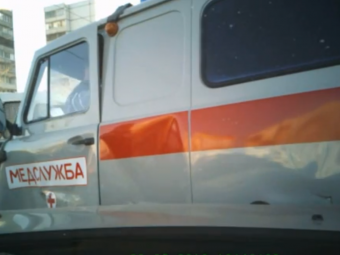 В Орле внедорожник протаранил автомобиль скорой помощи В Орле внедорожник протаранил автомобиль скорой помощи