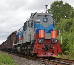 Под Омском поезд протаранил легковой автомобиль – есть погибшие Под Омском поезд протаранил легковой автомобиль – есть погибшие