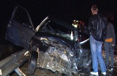 В Новосибирске водители двух иномарок не поделили дороги В Новосибирске водители двух иномарок не поделили дороги