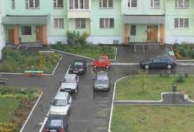 В Москве пьяный водитель повредил шесть автомобилей