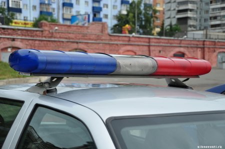 В Москве полицейские так спешили на вызов, что попали в аварию