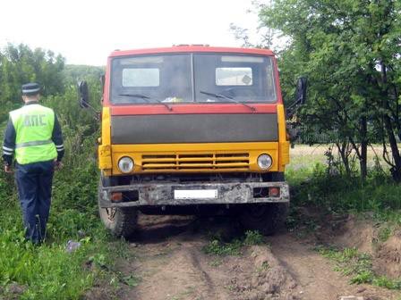 ДТП в Невьянском районе. Под колесами КамАЗа погибла 6-летняя девочка