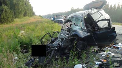 В ДТП на трассе Пермь—Екатеринбург погибли двое мужчин и пятимесячный ребенок.