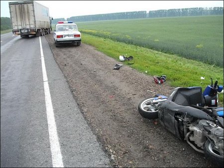 Водитель мопеда уснул за рулем и совершил ДТП на трассе М-52