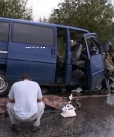 ДТП в Кировской области, перевернулась маршрутка с пассажирами, 5 человек погибли на месте(ФОТО с места ДТП)