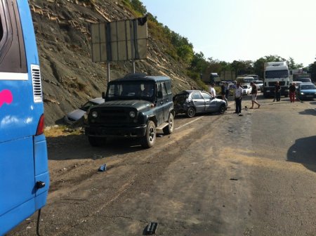 В крупном ДТП в Сочи виновен водитель автобуса