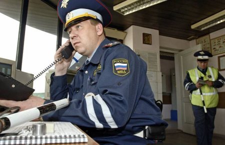 В столице в 2 часа ночи устроил аварию пьяный сотрудник полиции