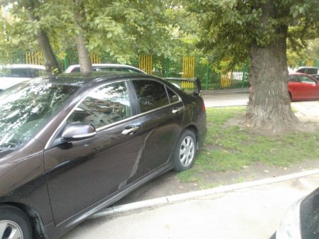 Парковка в не положенном месте.