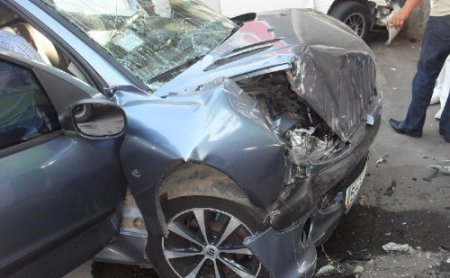 В тройном ДТП под Мурманском погибло пятеро