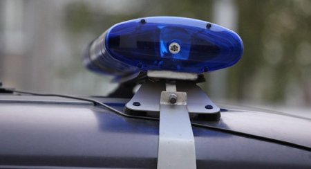 В Иркутской области полицейские, мчась на вызов, врезались в микроавтобус