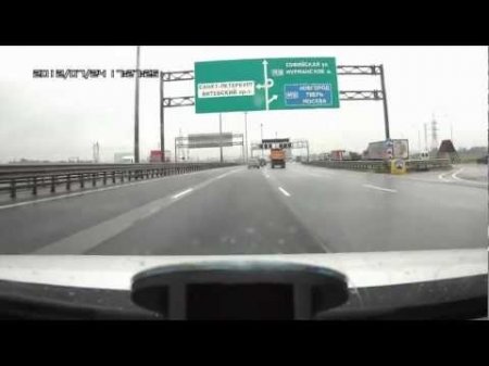 Санкт-Петербург: в массовом ДТП на кольцевой, случившемся из-за гололеда, пострадало 30 авто