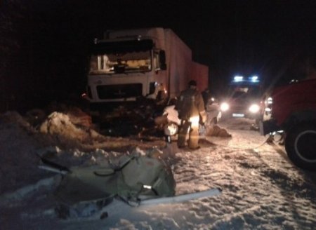 ДПТ в Екатеринбурге с участием ВАЗ-2108 и УАЗ: погибло три человека