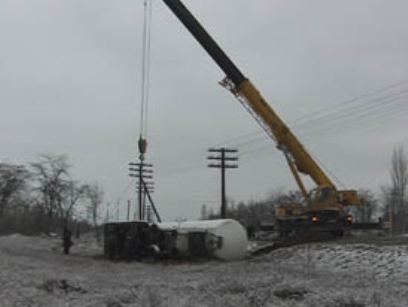 Автоцистерна с пропан-бутаном попала в ДТП в Томской области
