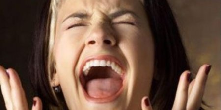 В Кемеровской области под колесами грузовика погиб пятилетний ребенок