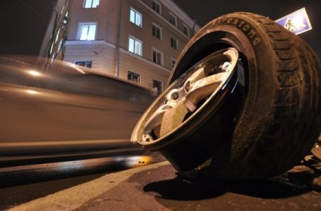 ДТП с участием внедорожников в Красноярске: один человек пострадал