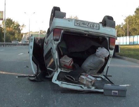 Две легковушки опрокинулись в Башкирии: три человека погибли