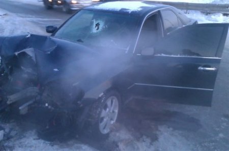 В Ханты-Мансийске в ДТП погибли два человека, один пострадал