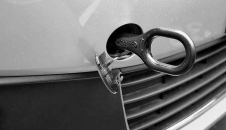 Два человека погибли в Челябинской области из-за обрыва буксировочного троса в неисправном авто