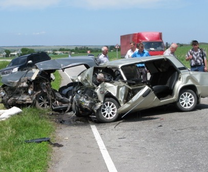 10 человек пострадало в ДТП на Таллинском и Киевском шоссе, есть погибшие