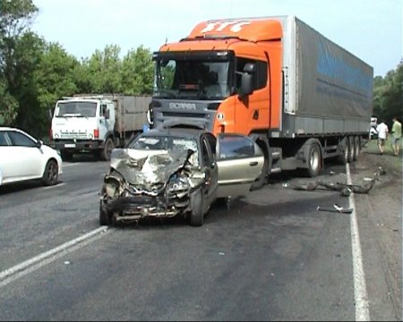 Два человека погибли в ДТП в Подмосковье