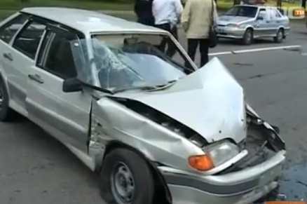 В Свердловской области в одном ДТП столкнулись четыре автомобиля семейства ”ВАЗ”