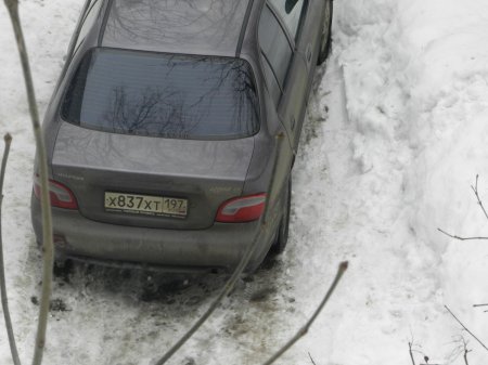 Парковка на газоне!!!