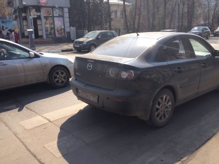 стоянка на пешеходном переходе