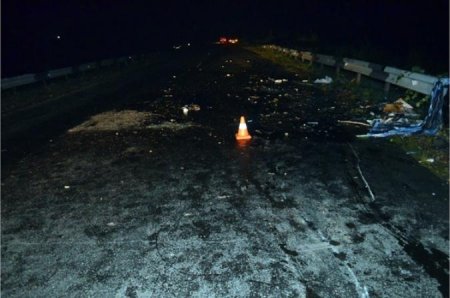 В Башкирии легковой автомобиль столкнулся с КамАЗом: четыре человека погибли