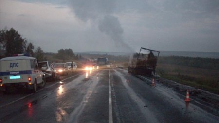 Белорусский дальнобойщик устроил крупное ДТП в Челябинске