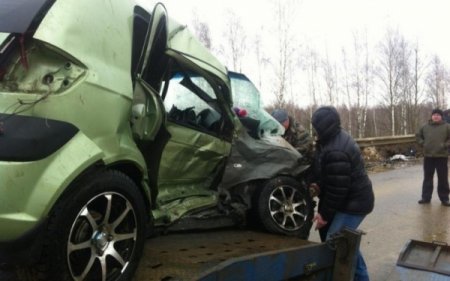 Три человека пострадали в результате ДТП, произошедшего в Удмуртии