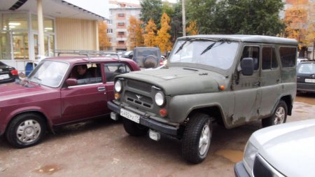 Остановка на пешеходной дорожке