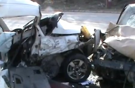 В Татарстане в крупном ДТП погиб водитель легковушки