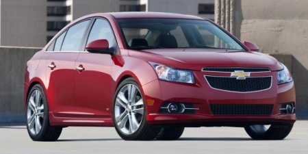 Во Владимирской области легковушка врезалась в грузовик