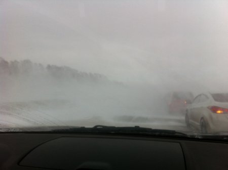 На Новосибирской трассе в личном автомобиле сгорел полицейский