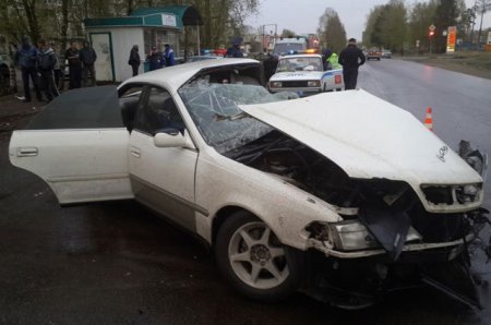 25-летний пассажир иномарки погиб в ДТП в Ангарске.