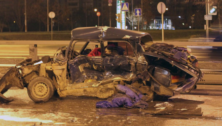 В аварии на юге Москвы погибли четыре человека!!!