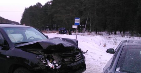 На выезде из Тюмени произошло ДТП с участием рейсового автобуса!!!