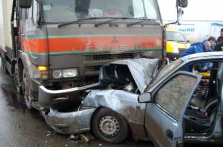 На мосту в Нижнем Новгороде произошла авария с участием пяти автомобилей!!!