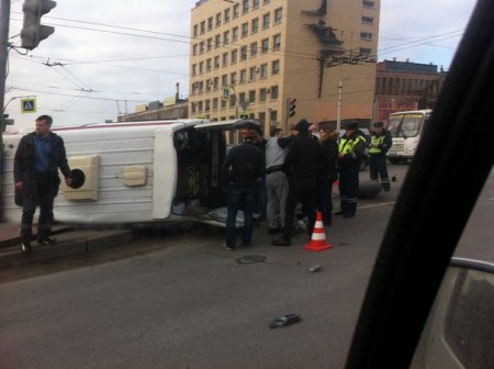 Беременная петербурженка, попавшая в ДТП на "скорой", родила мальчика.