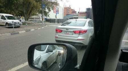 Еду по встречке, еще и хамлю при этом!