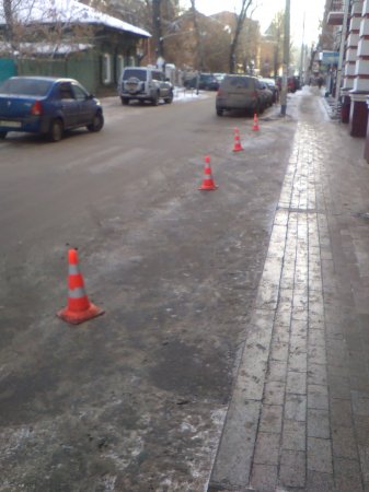 Бред совместно с наглостью не видит границ! Подъехали, собрали в кучу, поставили машину) а тут охрана-"это аренда"!!!