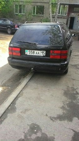 Это все в одном дворе...